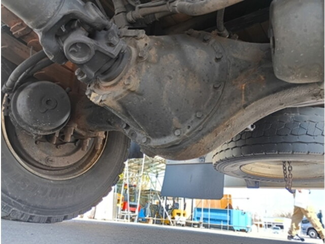 三菱ふそうファイタークレーン4段増トン（6t・8t）[写真12]