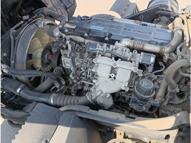 三菱ふそうファイタークレーン4段増トン（6t・8t）[写真18]