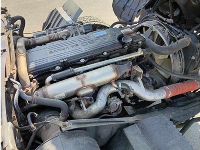 三菱ふそうファイタークレーン4段増トン（6t・8t）[写真19]