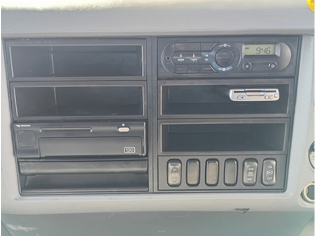 三菱ふそうファイタークレーン4段増トン（6t・8t）[写真27]