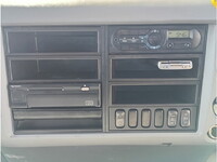 三菱ふそうファイタークレーン4段増トン（6t・8t）[写真28]