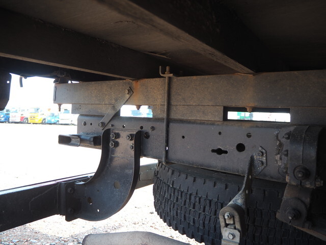 三菱ふそうキャンタークレーン4段小型（2t・3t）[写真23]