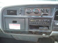 三菱ふそうキャンタークレーン4段小型（2t・3t）[写真40]