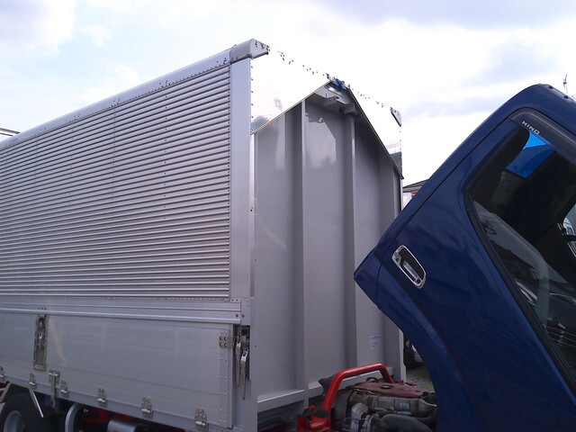 日野デュトロアルミウイング小型（2t・3t）[写真37]