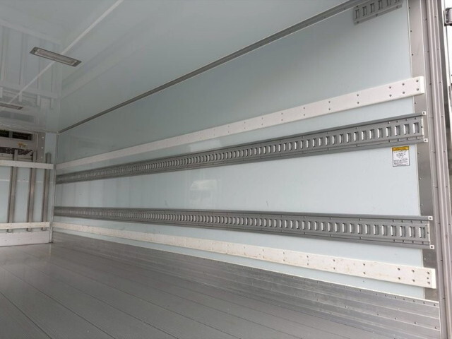 日野レンジャー冷凍車（冷蔵車）中型（4t）[写真10]