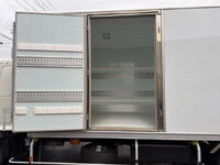 日野レンジャー冷凍車（冷蔵車）中型（4t）[写真12]