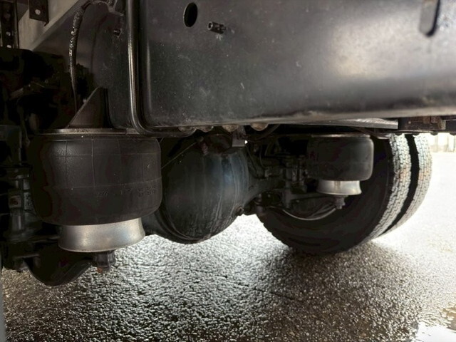 日野レンジャー冷凍車（冷蔵車）中型（4t）[写真14]