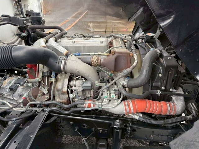 日野レンジャー冷凍車（冷蔵車）中型（4t）[写真21]