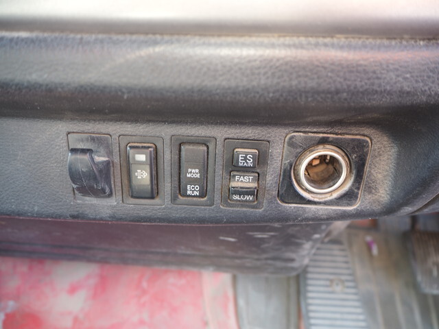 日野レンジャークレーン4段中型（4t）[写真37]