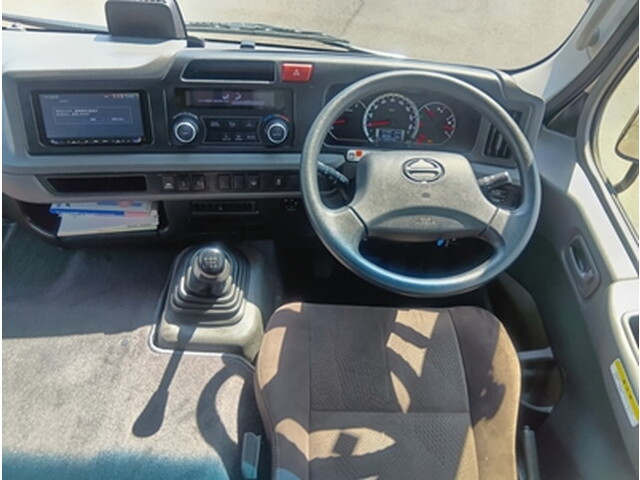 日野リエッセマイクロバス[写真21]