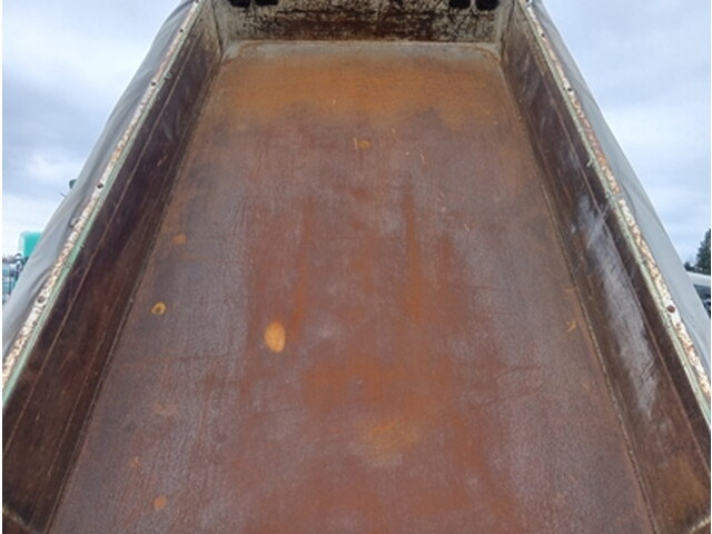 三菱ふそうキャンターダンプ小型（2t・3t）[写真09]