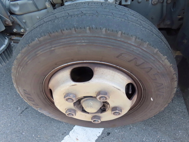 いすゞエルフ冷凍車（冷蔵車）小型（2t・3t）[写真19]