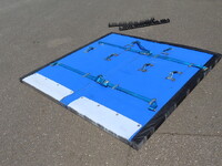 いすゞエルフ冷凍車（冷蔵車）小型（2t・3t）[写真38]