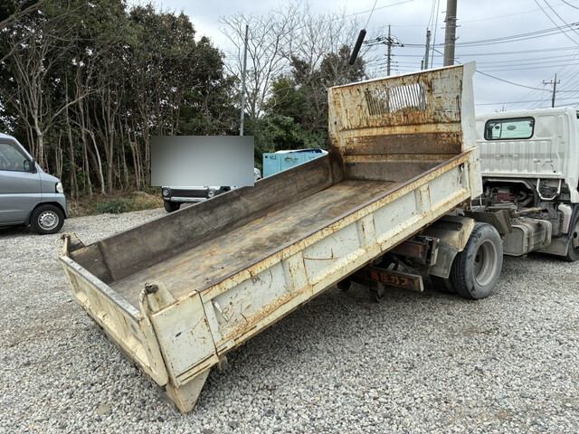 日野デュトロダンプ小型（2t・3t）[写真02]