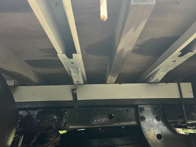 日野デュトロセルフクレーン5段小型（2t・3t）[写真32]