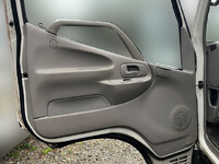 日野デュトロセルフクレーン5段小型（2t・3t）[写真38]