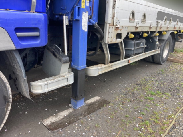 三菱ふそうファイタークレーン4段中型（4t）[写真18]