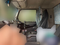 三菱ふそうファイタークレーン4段中型（4t）[写真31]