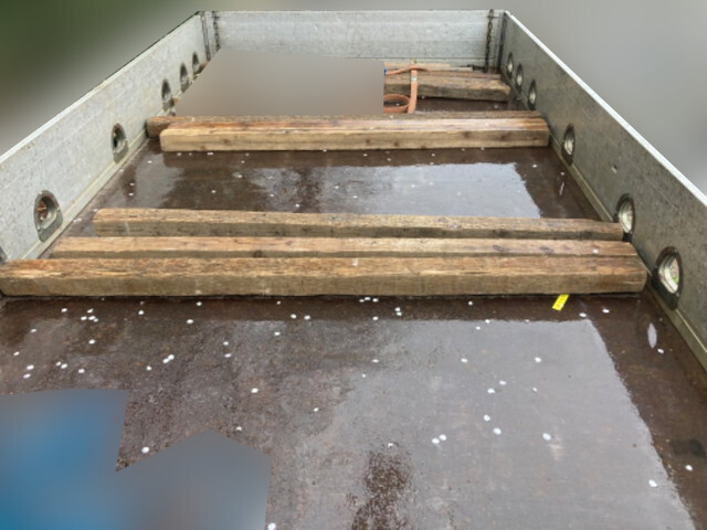 三菱ふそうファイタークレーン4段中型（4t）[写真08]