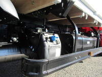 三菱ふそうキャンタークレーン4段小型（2t・3t）[写真15]