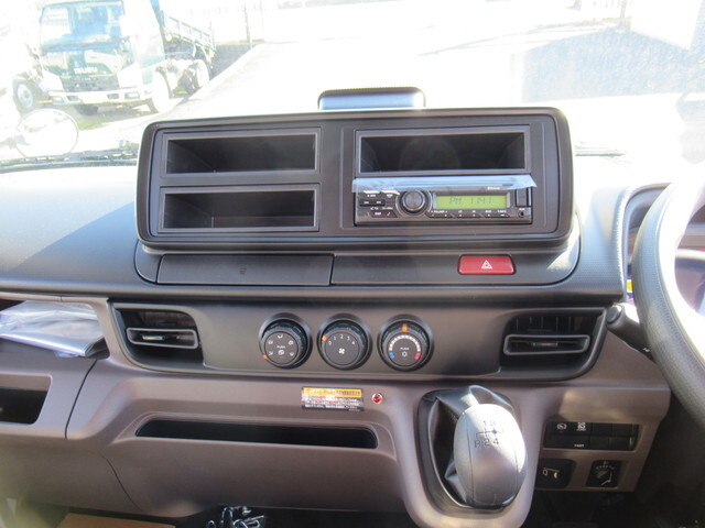 三菱ふそうキャンタークレーン4段小型（2t・3t）[写真27]