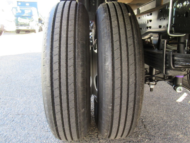 三菱ふそうキャンタークレーン4段小型（2t・3t）[写真31]