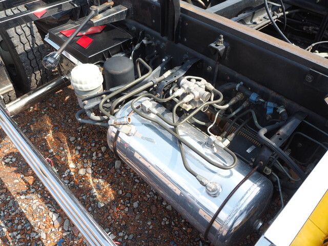 三菱ふそうファイターダンプ中型（4t）[写真16]