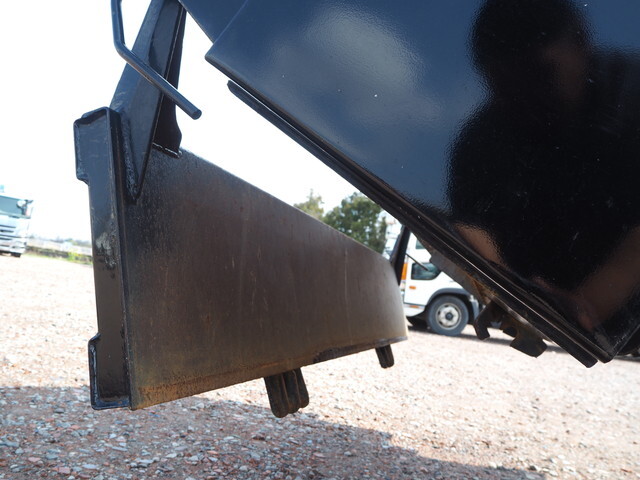 三菱ふそうファイターダンプ中型（4t）[写真23]