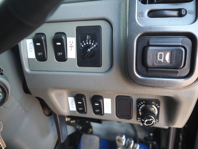 三菱ふそうファイターダンプ中型（4t）[写真39]