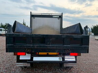 三菱ふそうファイターダンプ中型（4t）[写真06]