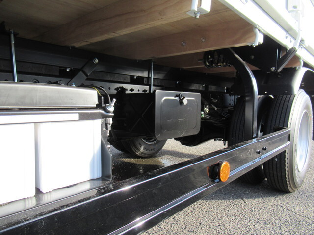 三菱ふそうキャンタークレーン5段小型（2t・3t）[写真14]