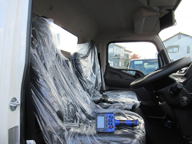 三菱ふそうキャンタークレーン5段小型（2t・3t）[写真24]