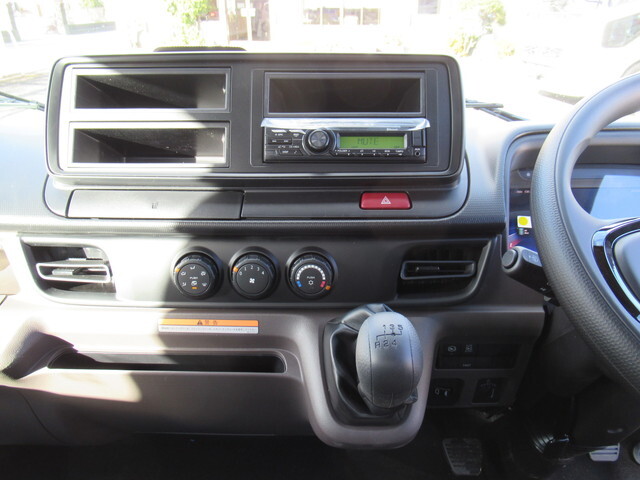 三菱ふそうキャンタークレーン5段小型（2t・3t）[写真26]