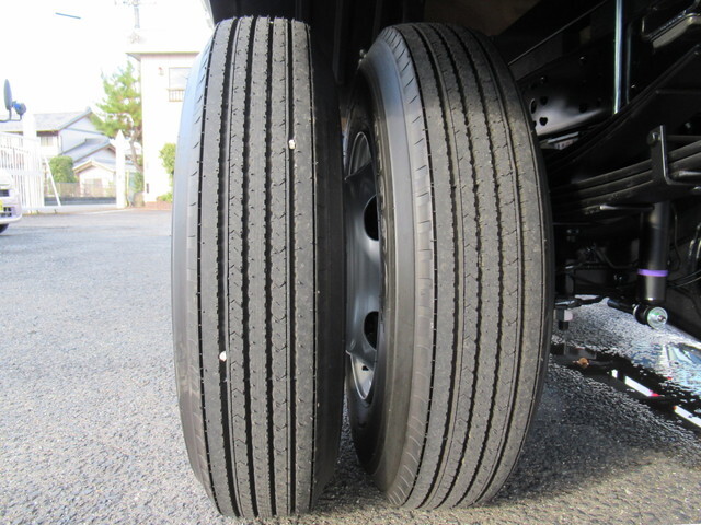 三菱ふそうキャンタークレーン5段小型（2t・3t）[写真30]