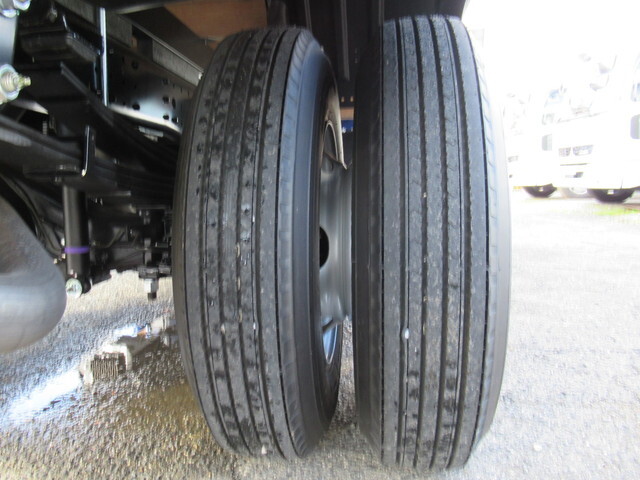 三菱ふそうキャンタークレーン5段小型（2t・3t）[写真31]