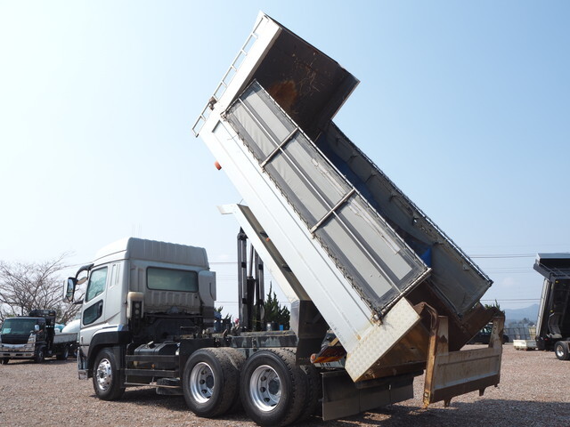 三菱ふそうスーパーグレートダンプ大型（10t）[写真02]