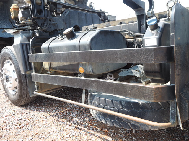 三菱ふそうスーパーグレートダンプ大型（10t）[写真23]