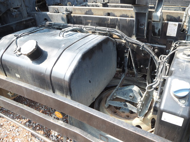 三菱ふそうスーパーグレートダンプ大型（10t）[写真24]