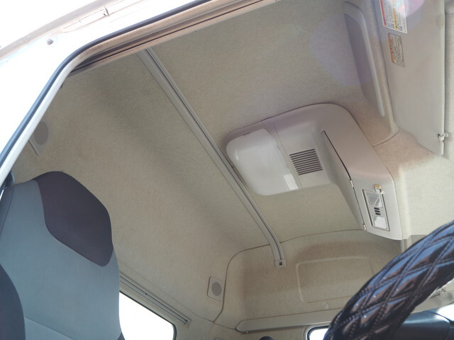 三菱ふそうスーパーグレートダンプ大型（10t）[写真35]