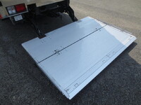 日野レンジャー冷凍車（冷蔵車）中型（4t）[写真12]