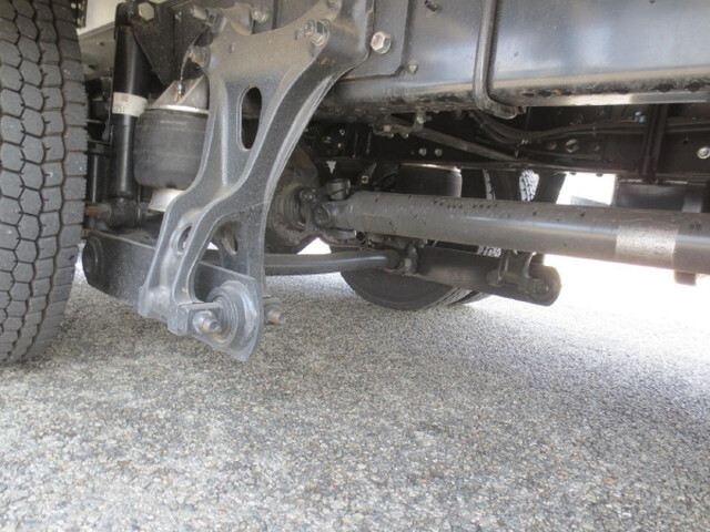 日野レンジャー冷凍車（冷蔵車）中型（4t）[写真17]