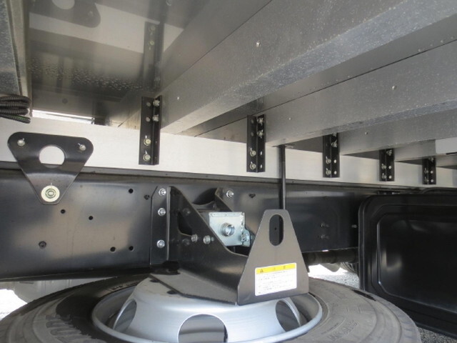 日野レンジャー冷凍車（冷蔵車）中型（4t）[写真19]