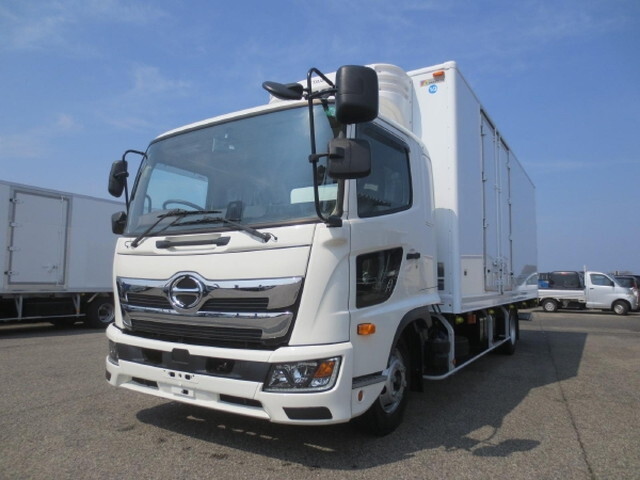 日野レンジャー冷凍車（冷蔵車）中型（4t）[写真03]