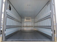 日野レンジャー冷凍車（冷蔵車）中型（4t）[写真10]