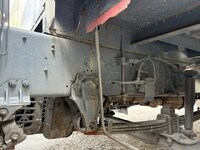 いすゞギガ平ボディ大型（10t）[写真17]