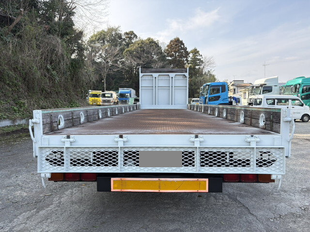 いすゞギガ平ボディ大型（10t）[写真08]