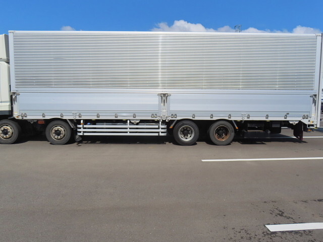 日野プロフィアアルミウイング大型（10t）[写真36]