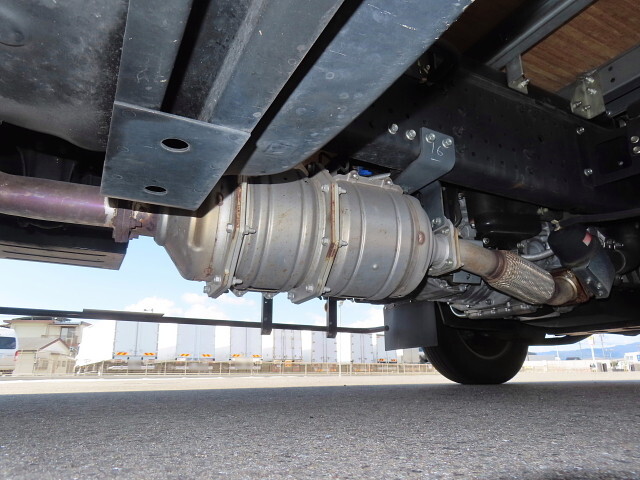 いすゞエルフアルミバン小型（2t・3t）[写真14]