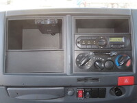 いすゞエルフアルミバン小型（2t・3t）[写真26]