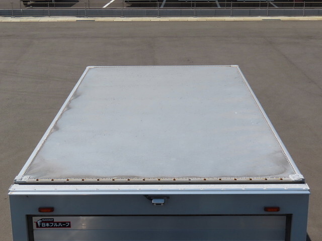 いすゞエルフアルミバン小型（2t・3t）[写真08]